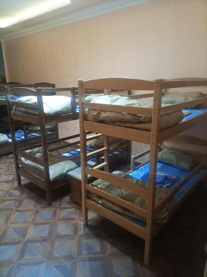 Hero Hostel Erévan Extérieur photo