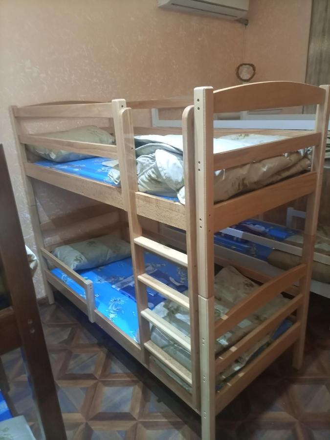 Hero Hostel Erévan Extérieur photo